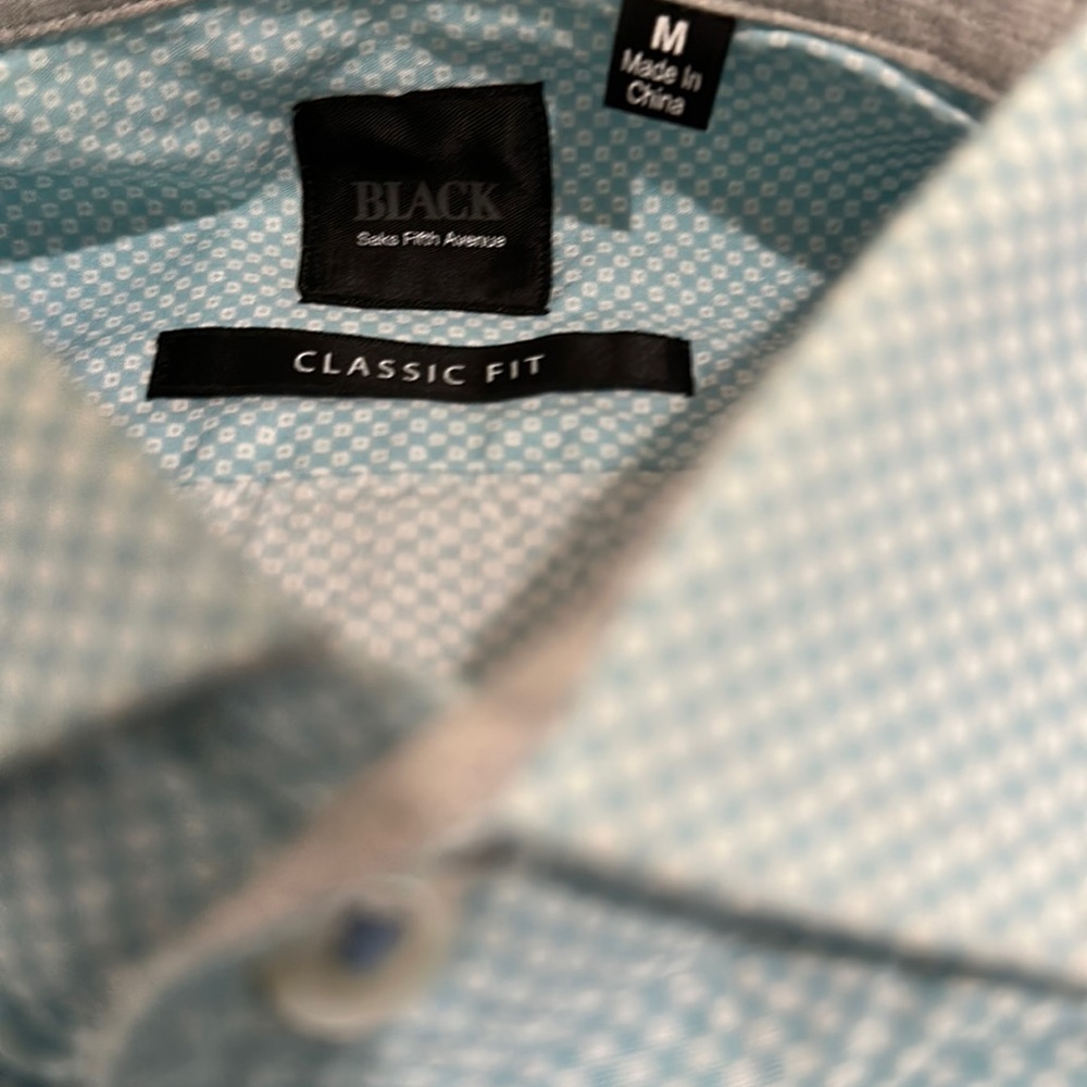 Saks fifth avenue new shirt losing sleeved no tags M classic fit